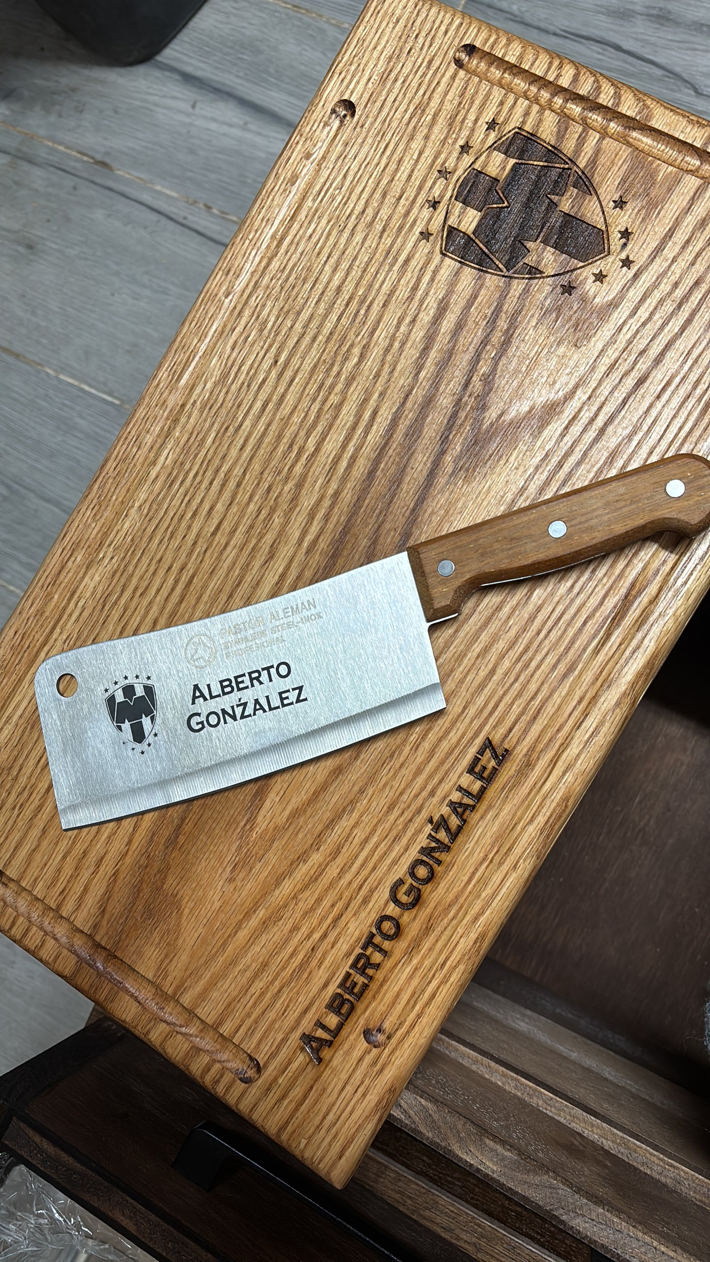 Tabla para picar y hacha. Súper Pack!